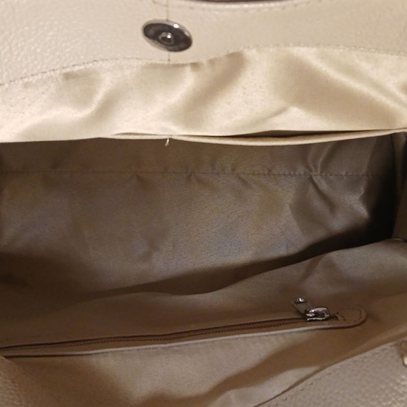 Artisan's Of India -NWT Leather Tote W/Crossbody Strap Magnetic Closure 1 Zipper - Picture 8 of 11